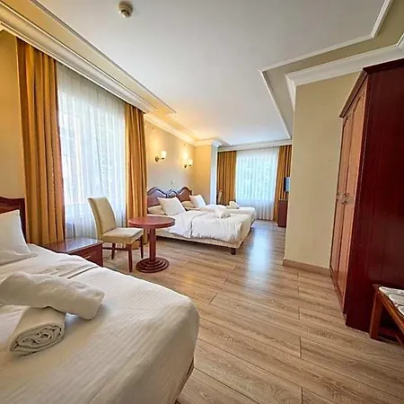 Hotel Grand Seferoglu 3*